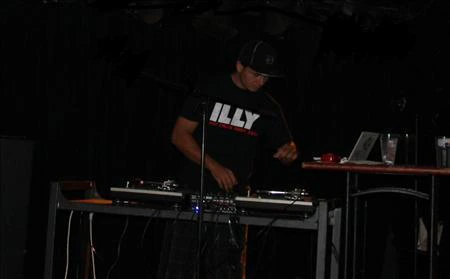 DJ-RileyJM