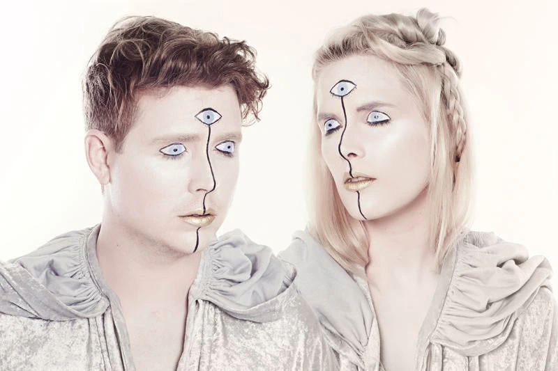 Voltaire Twins