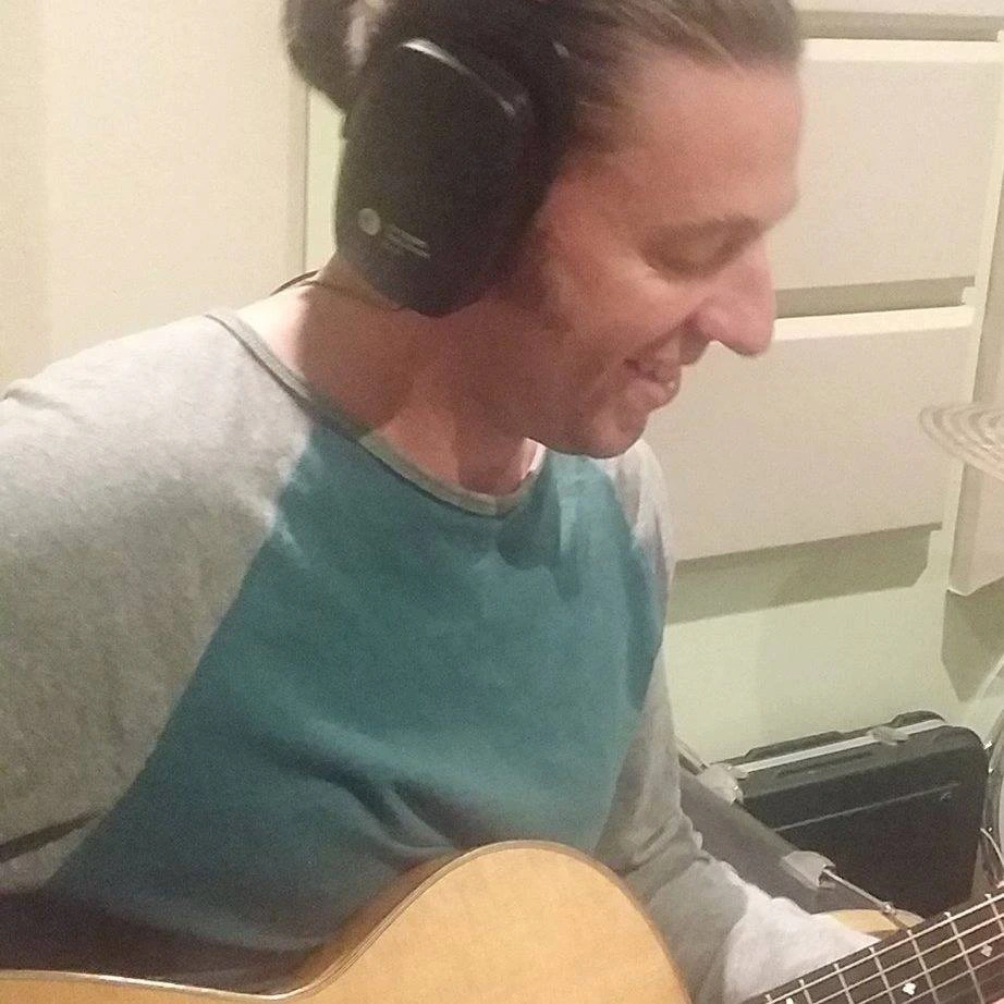 Brett Hallam Holland