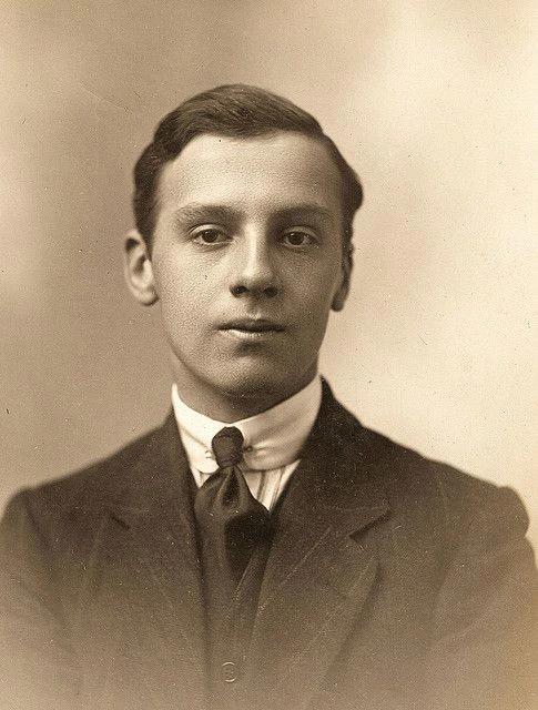 Damon Lee