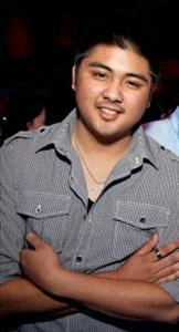 Yb