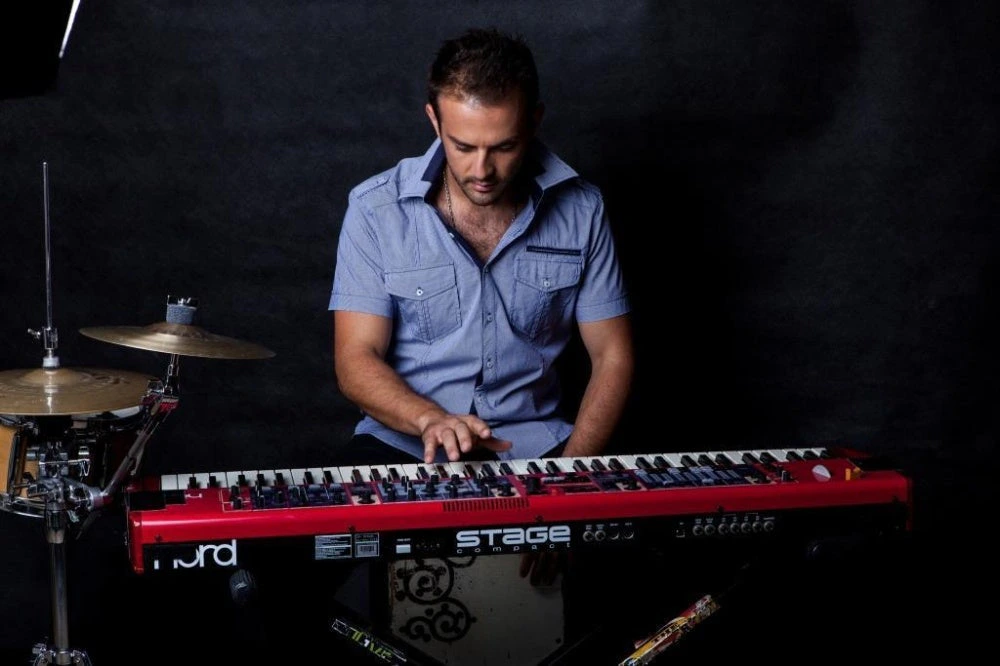 Byron Mark