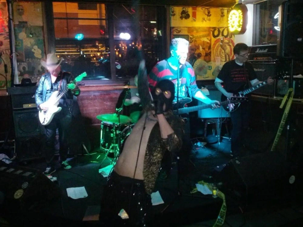 The Outfit, Melbourne