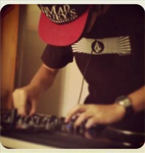 DJ HulmY