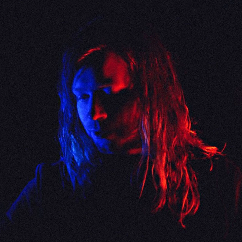 MAX WOLF