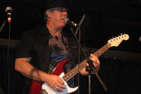 Alan Lowe