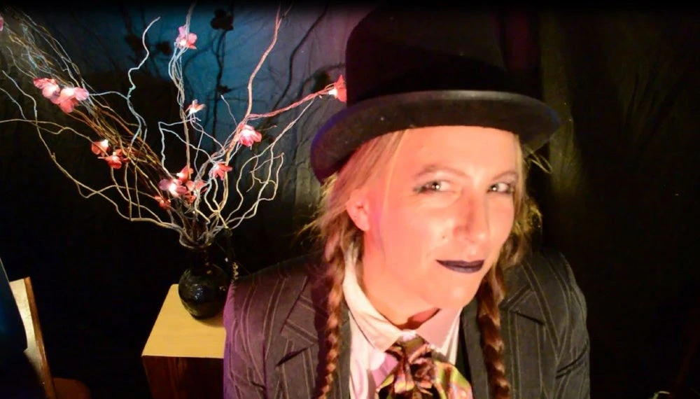 Jacqui Holmes