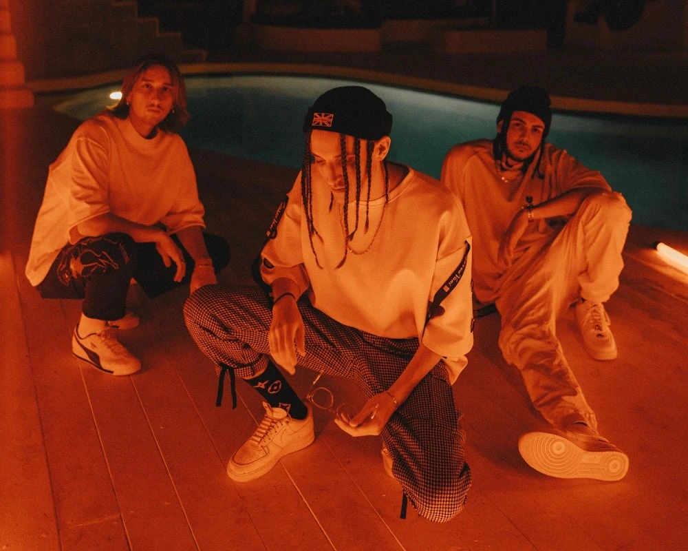 CHASE ATLANTIC