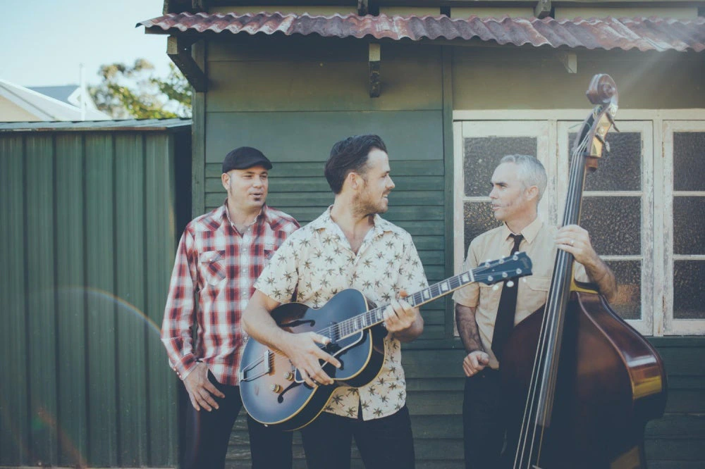 Warren Earl Band