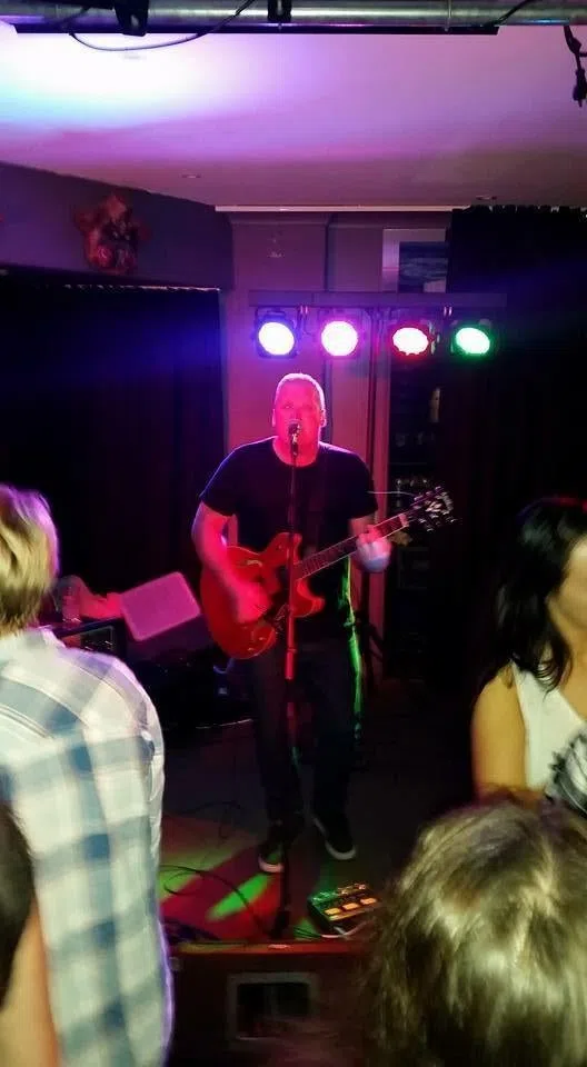 Geoff Jones