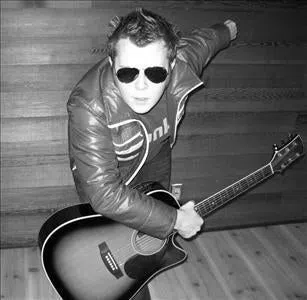 Chris Kelly + The Independent Army