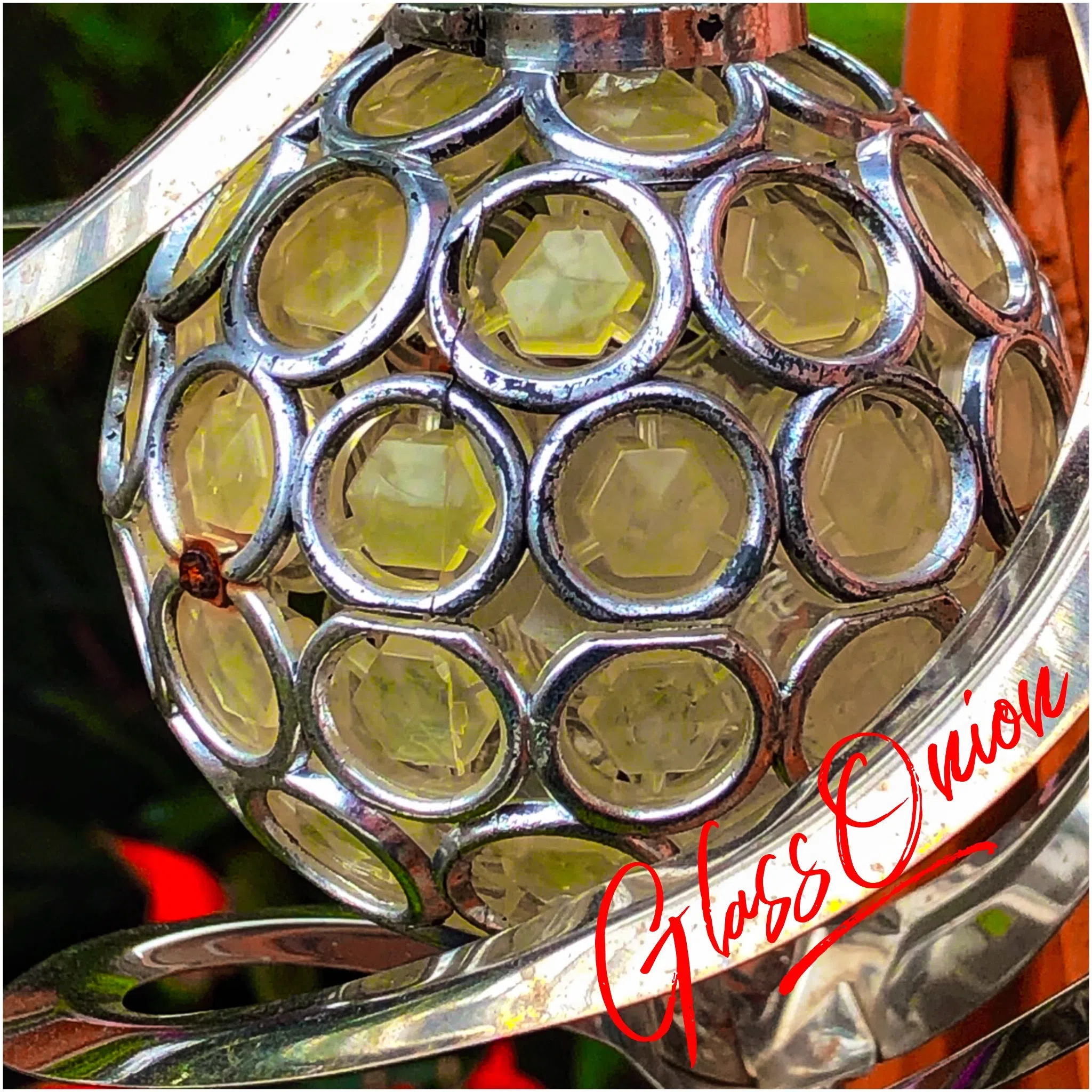 GlassOnion