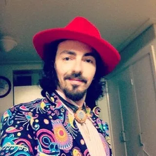 Vladdy Van Savage