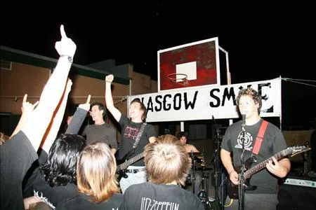 GLASGOW SMILE
