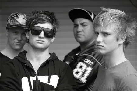Sons of Sisters 09