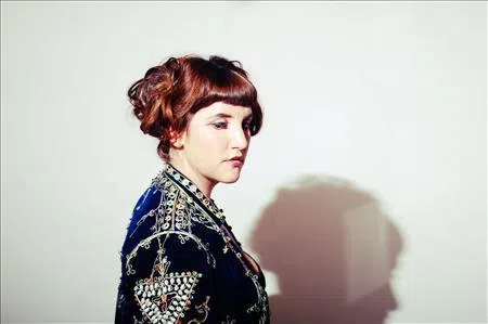 Zoe K and The Shadow Katz