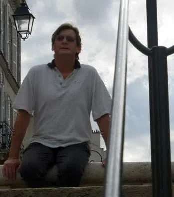 Neville Dowling