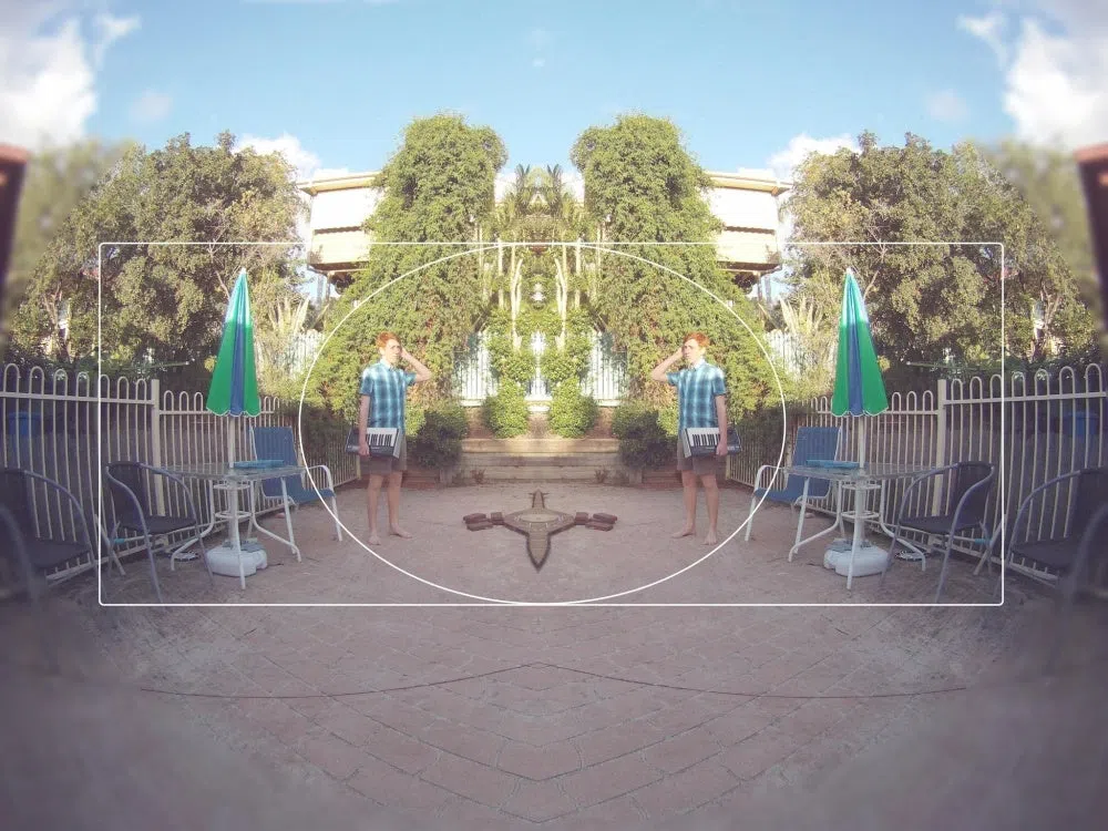 GIANT EYEZ