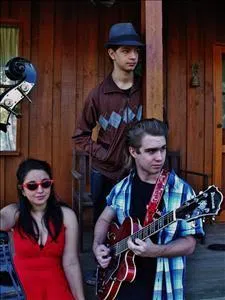 Red Crown Radio